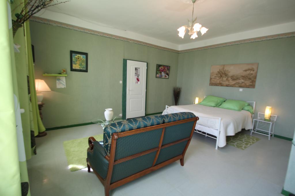 Domaine Des Roses Bed & Breakfast Vaudelnay Phòng bức ảnh
